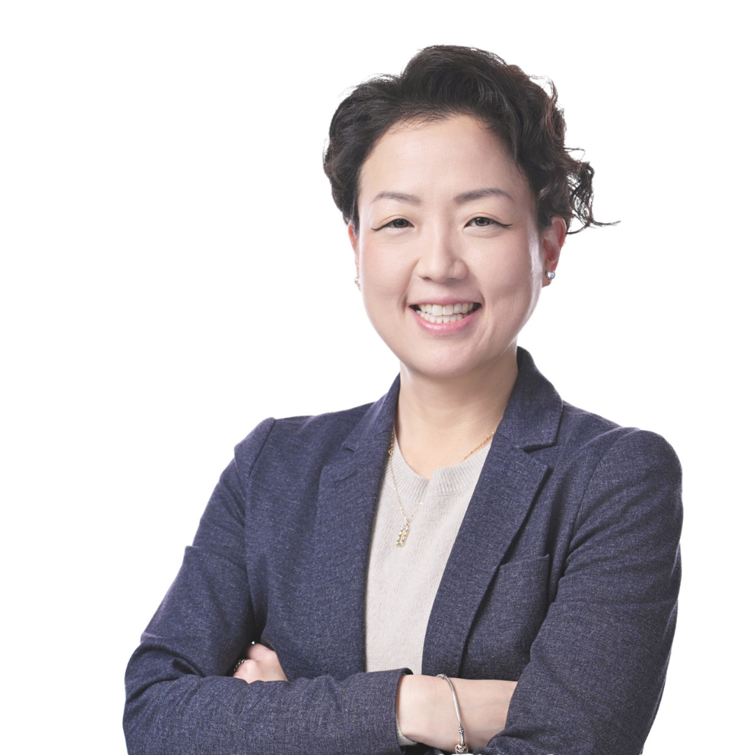 Lisa Pak - Square